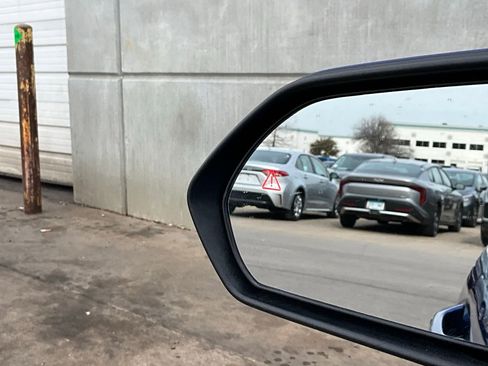 Used 2025 Kia K4 LXS image 19