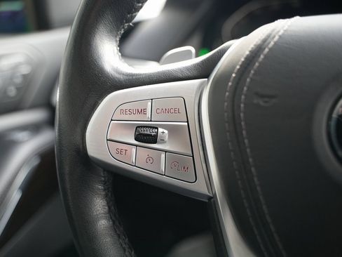 Used 2020 BMW X7 xDrive40i w/ Luxury Seating Package image 29