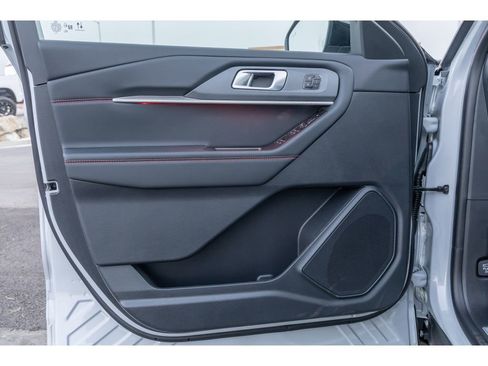 New 2026 Ford Explorer ST-Line w/ ST-Line Street Pack image 20