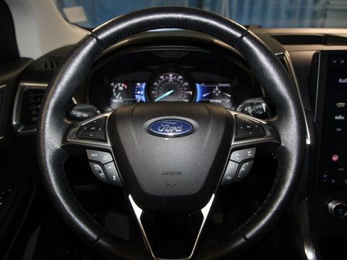 Used 2023 Ford Edge Titanium AWD/4WD image 13