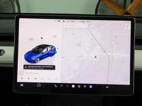 Used 2022 Tesla Model 3 Long Range image 17