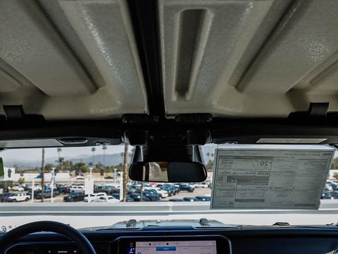 New 2026 Jeep Wrangler Unlimited Rubicon w/ Whitecap Package image 18