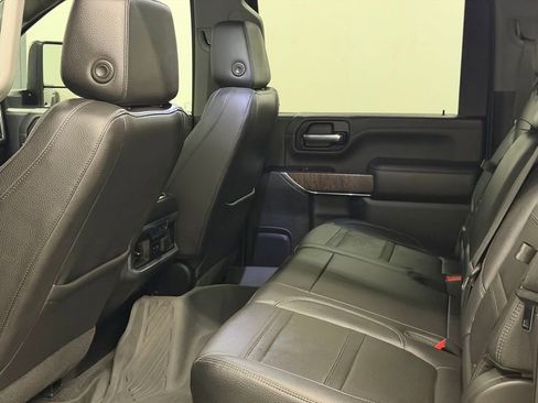 Certified 2020 GMC Sierra 3500 Denali w/ Denali Ultimate Package image 36