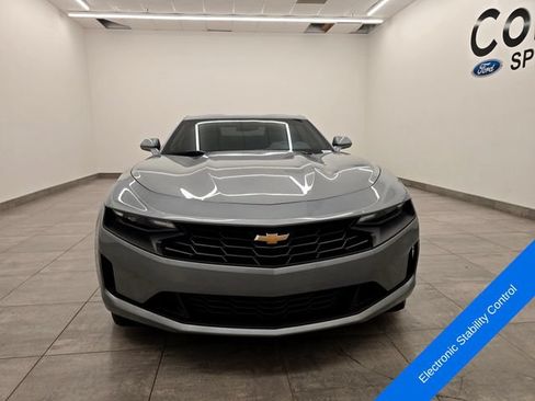 Used 2023 Chevrolet Camaro LT RWD image 7