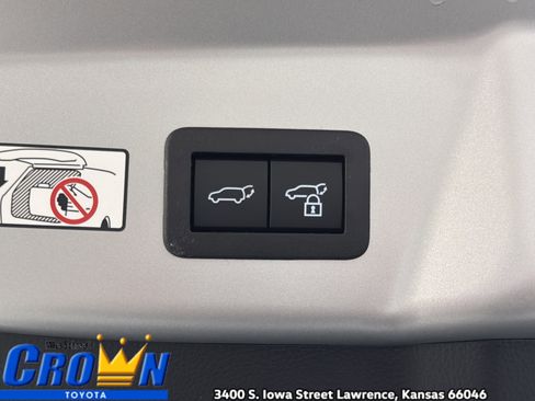 New 2026 Toyota Prius Limited AWD/4WD image 13