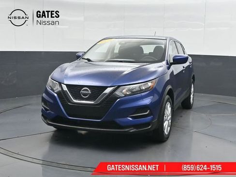 Used 2022 Nissan Rogue Sport S image 6