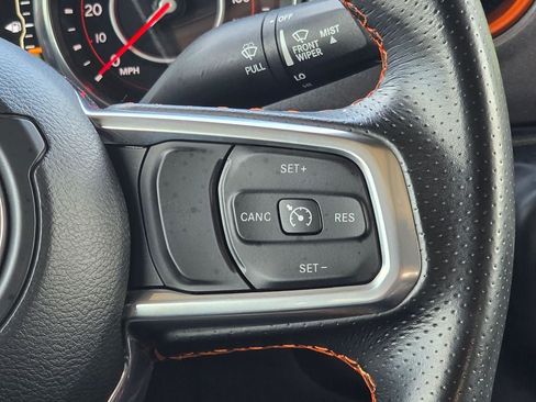 Used 2021 Jeep Gladiator Mojave AWD/4WD image 12
