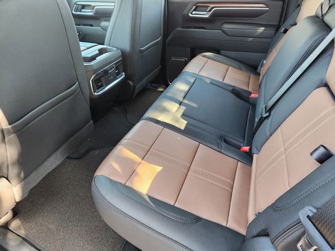 New 2026 Chevrolet Silverado 3500 High Country w/ High Country Premium Package image 31