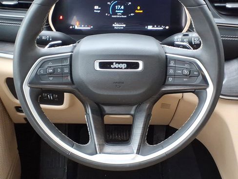 Used 2023 Jeep Grand Cherokee L Limited w/ Trailer Tow Group (B) image 13