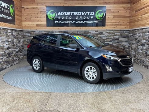 Used 2021 Chevrolet Equinox LS image 1