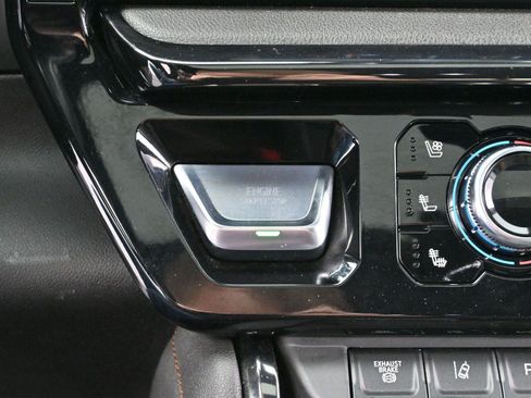 Used 2024 GMC Sierra 3500 AT4 w/ AT4 Premium Plus Package image 24