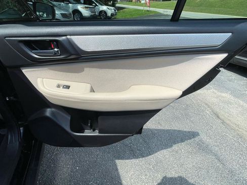 Used 2016 Subaru Outback 2.5i Premium AWD/4WD image 24