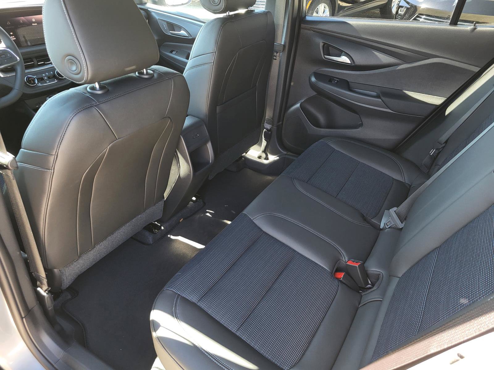 New 2026 Buick Envista Sport Touring w/ Convenience I Package FWD image 4