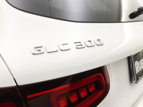 Certified 2022 Mercedes-Benz GLC 300 image 22