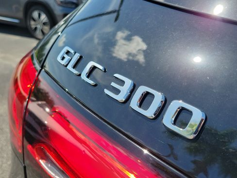 Certified 2026 Mercedes-Benz GLC 300 4MATIC image 6