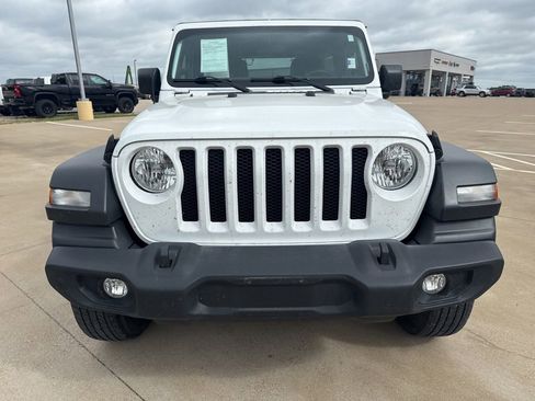 Used 2023 Jeep Wrangler Unlimited Sport AWD/4WD image 2