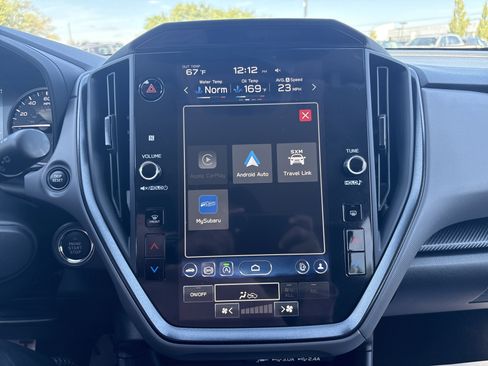 Used 2025 Subaru Crosstrek 2.5i Limited image 4