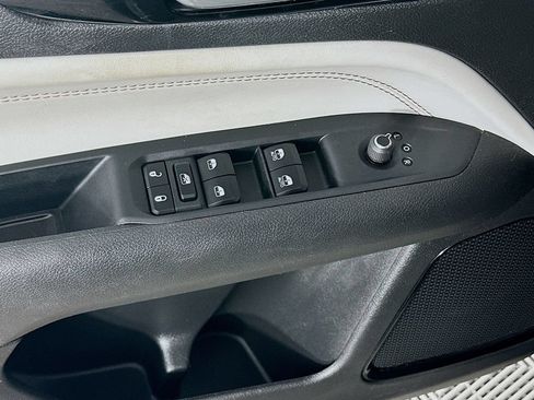 Certified 2025 Jeep Compass Limited AWD/4WD image 25