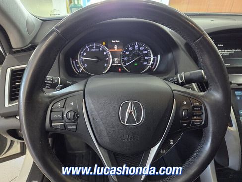 Used 2020 Acura TLX image 10