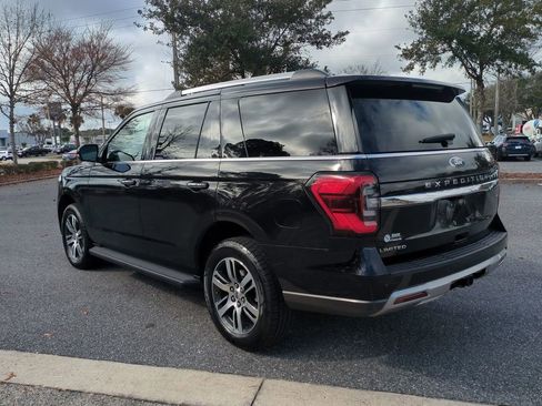 Used 2024 Ford Expedition Limited image 7