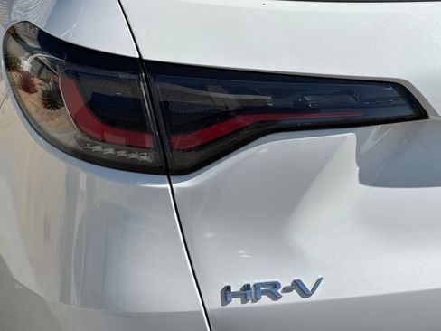 Certified 2024 Honda HR-V EX-L image 34