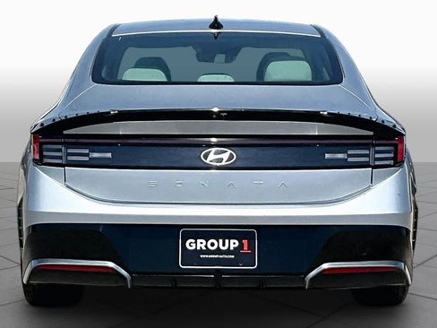 Used 2025 Hyundai Sonata SEL FWD image 5