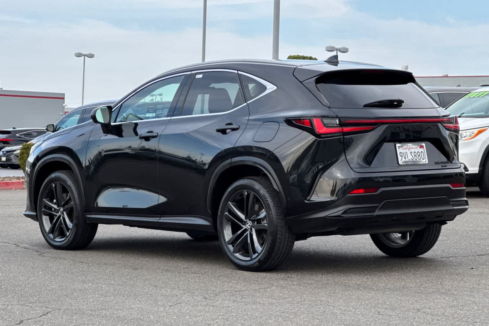 Used 2025 Lexus NX 450h+ AWD w/ Accessory Package (P5) image 7