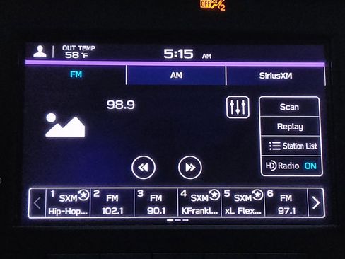 Used 2022 Subaru Legacy image 25