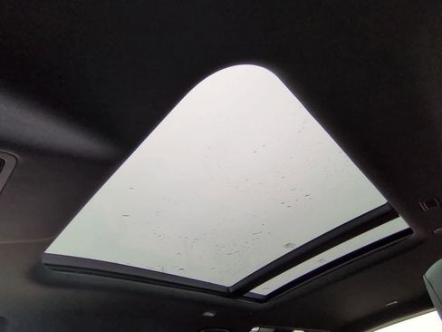 New 2026 Land Rover Defender 110 S image 19