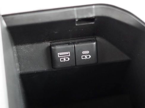 Used 2024 Toyota Camry XSE image 36