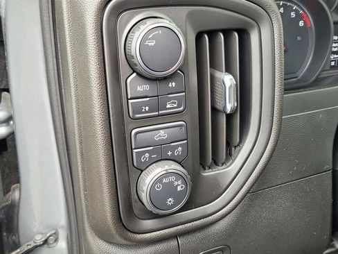 Used 2024 Chevrolet Silverado 1500 Custom image 20