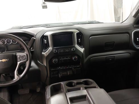 Used 2021 Chevrolet Silverado 2500 LT w/ Snow Plow Prep/Camper Package image 26