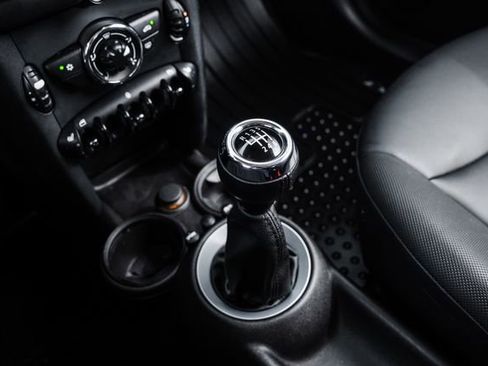 Used 2011 MINI Cooper Hardtop image 12