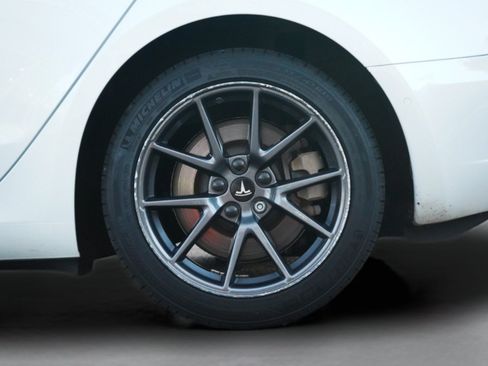 Used 2021 Tesla Model 3 Standard Range Plus RWD image 22