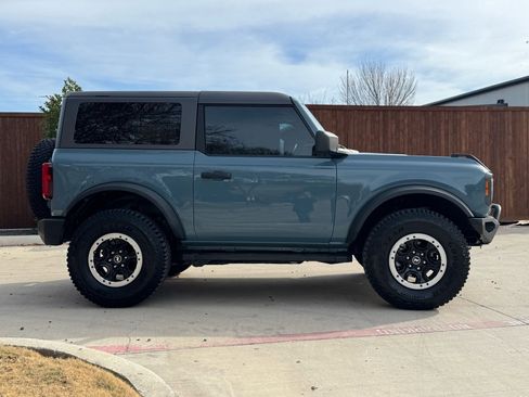 Used 2021 Ford Bronco Big Bend w/ Sasquatch Package image 2