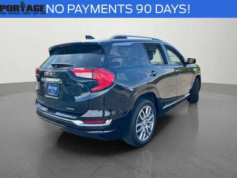 Used 2023 GMC Terrain Denali w/ LPO, Floor Liner Package AWD/4WD image 3