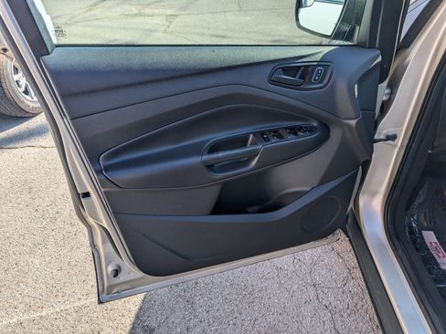 Used 2017 Ford Escape S image 11