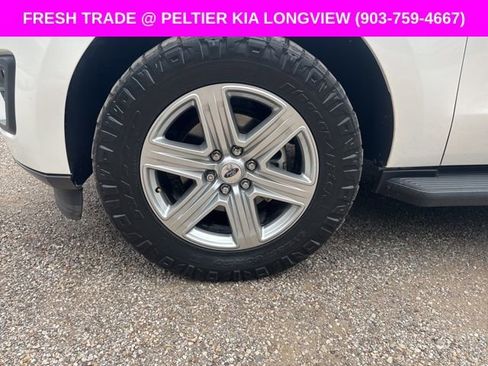 Used 2018 Ford Expedition XLT w/ Equipment Group 201A image 4