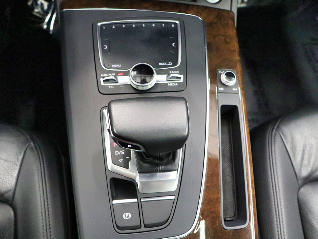 Used 2018 Audi Q5 2.0T Premium Plus w/ Premium Plus Package AWD/4WD image 37