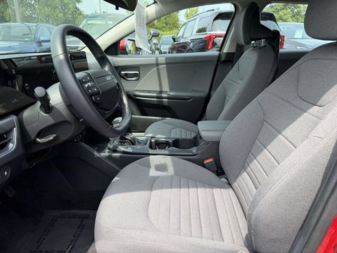 Used 2025 Kia K4 EX FWD image 15