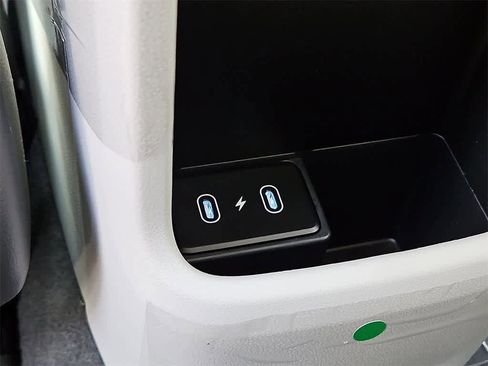 New 2026 Hyundai Kona SEL Premium image 21