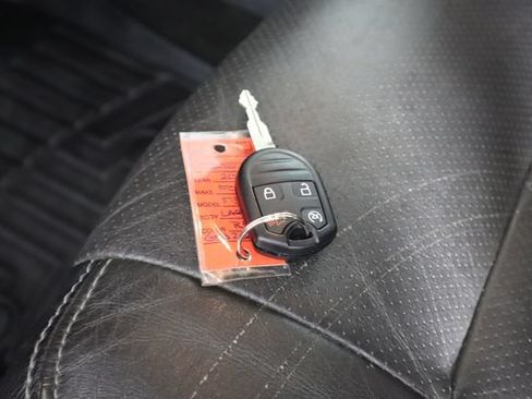 Used 2016 Ford F350 Lariat w/ Lariat Ultimate Package AWD/4WD image 48
