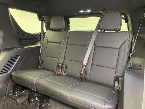 Used 2022 GMC Yukon Denali w/ Denali Premium Package image 20