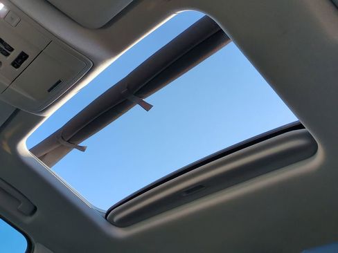 Used 2018 GMC Sierra 1500 SLT image 20