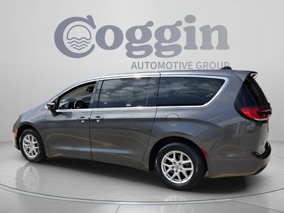 Used 2023 Chrysler Pacifica Touring-L