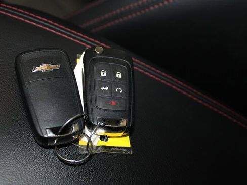 Used 2017 Chevrolet SS Base image 28