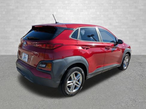 Used 2019 Hyundai Kona SE image 2