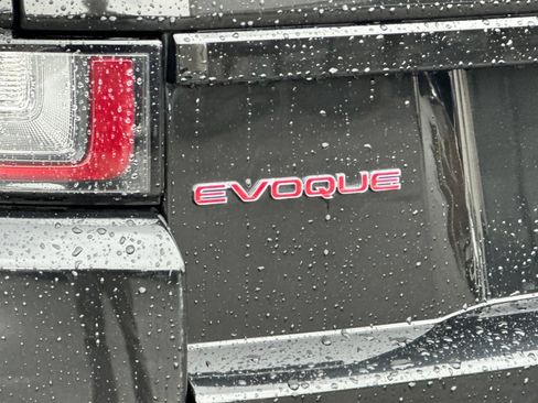 Used 2019 Land Rover Range Rover Evoque HSE Dynamic image 14