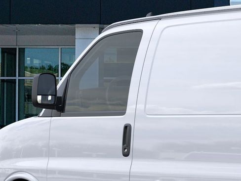New 2026 GMC Savana 3500 w/ Driver Convenience Package image 12
