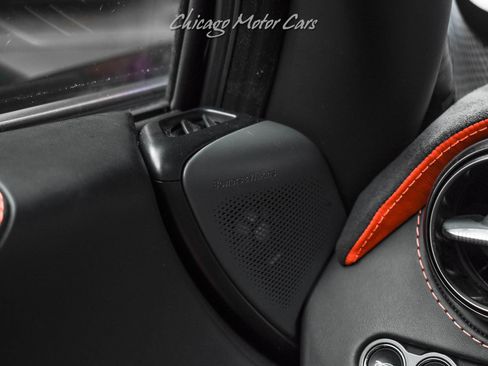 Used 2022 McLaren 720S Performance RWD image 28